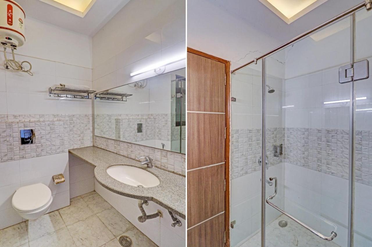 Отель Oyo Townhouse 484 Sanskriti Дели Экстерьер фото